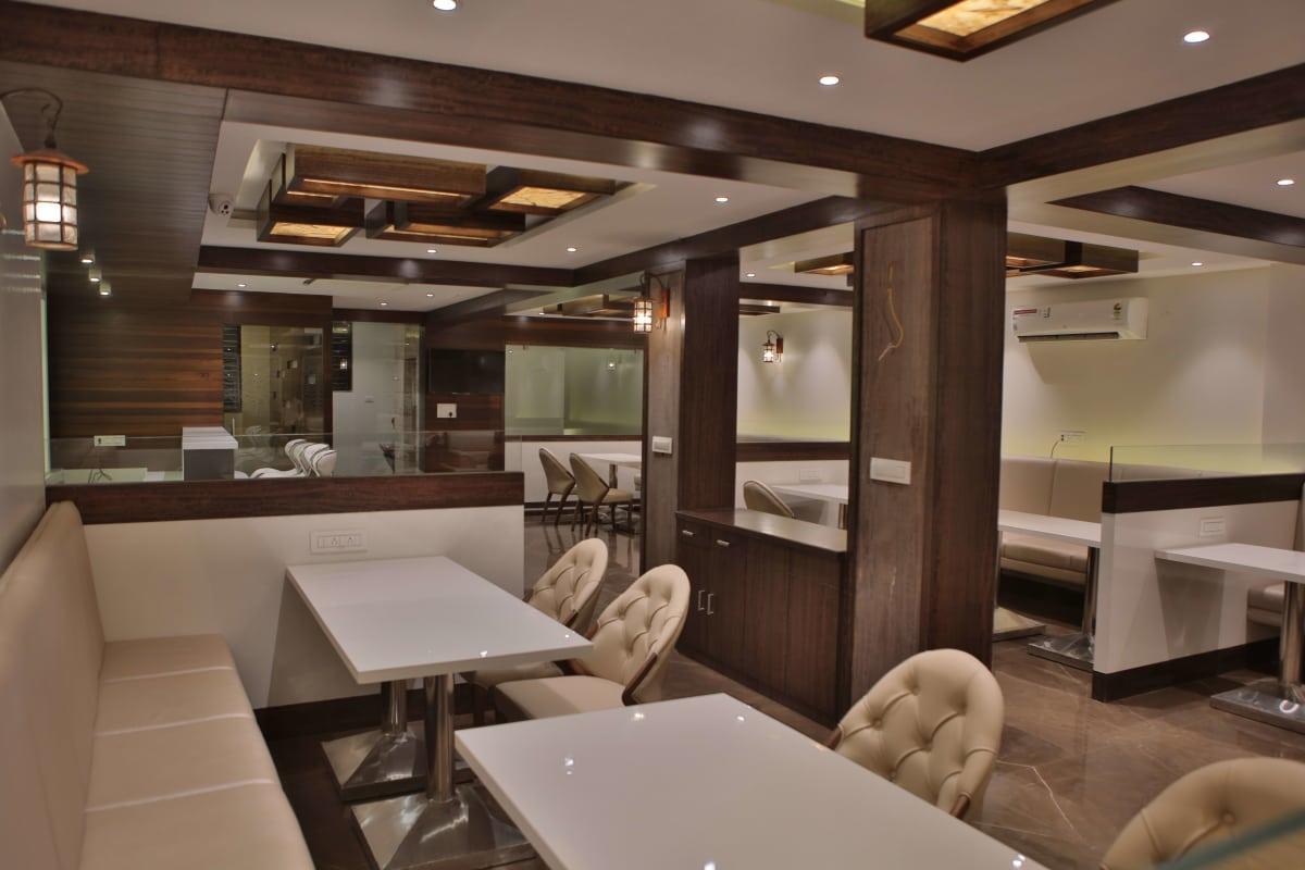 Hotel K P Pride Jalgaon Экстерьер фото